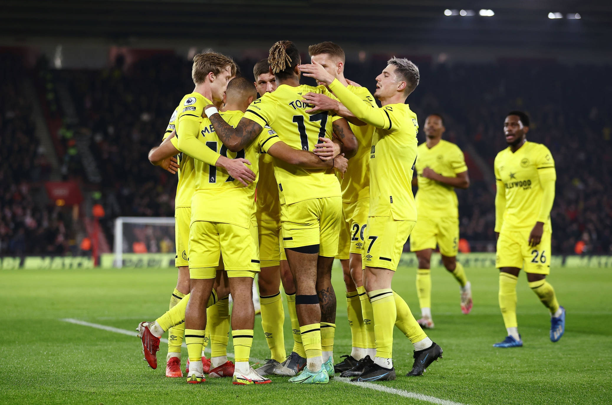 号球衣在促 号球衣在促